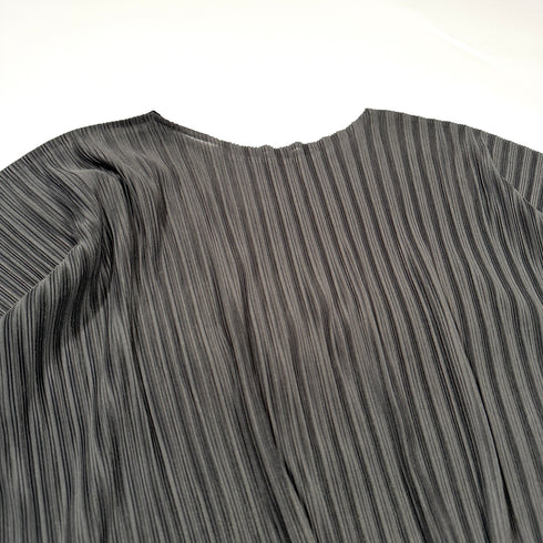 PLEATS PLEASE プリーツプリーズ イッセイミヤケ プリーツ ワンピース チュニック 半袖 オーバーサイズ ワイドサイズ ゆったり 大きめ グレー 灰色 美品 Lサイズ
